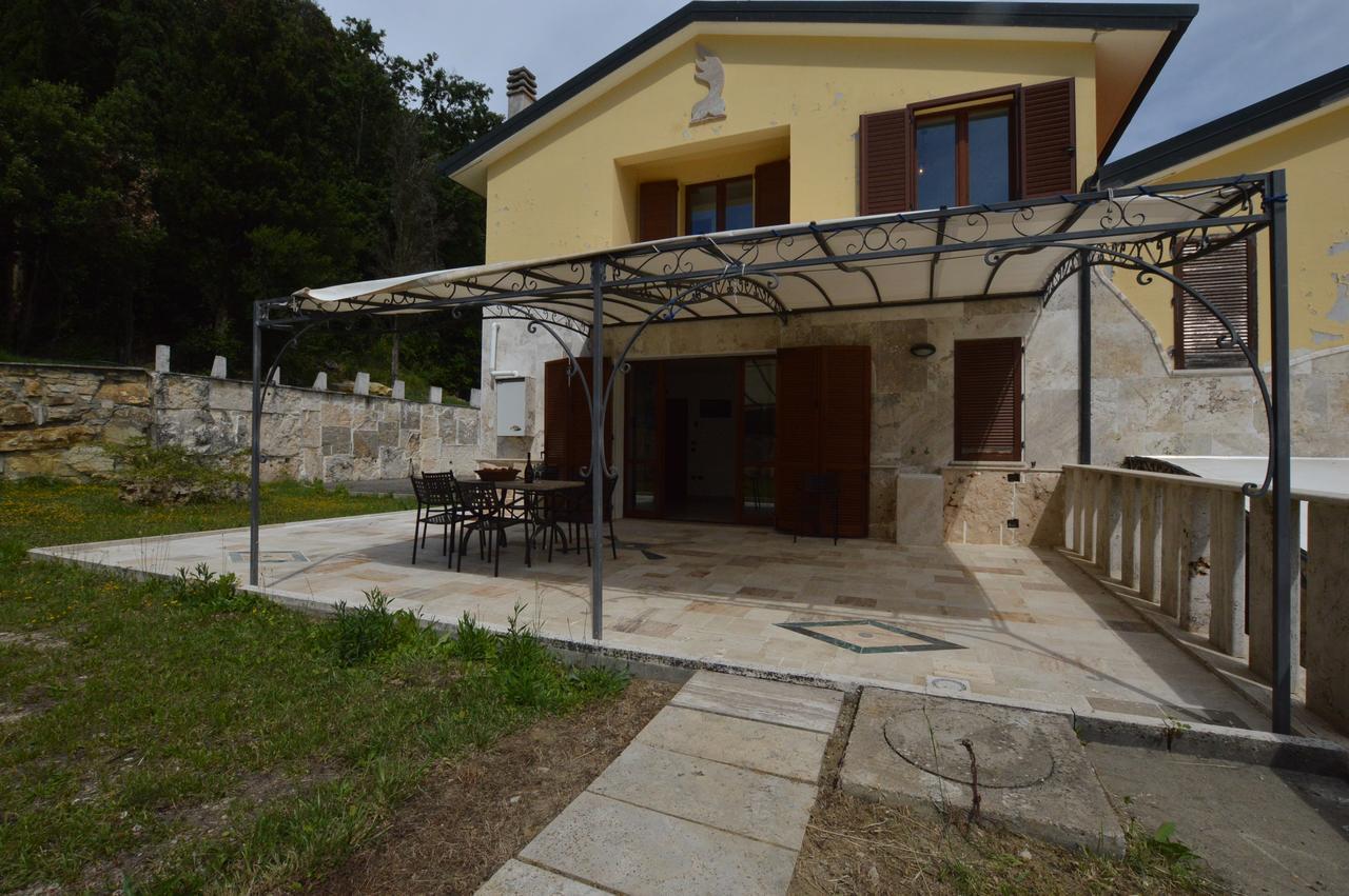 Villa Le Querciolaie Monteverdi Marittimo Exterior foto